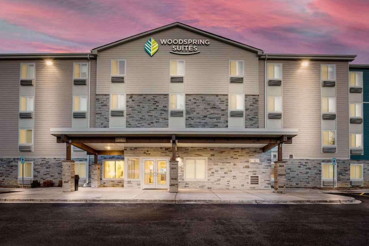 Woodspring Suites Gurnee - Chicago ภายนอก รูปภาพ